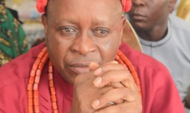 Ijaw Monarch Disrobes Iyasere, Suspends Two  Chiefs in Delta