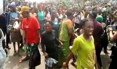 Protest against Obaseki in Edo State, Destruction, Burning of Banks in Ondo, Kwara, Delta Over Scarcity Of New Naira Notes