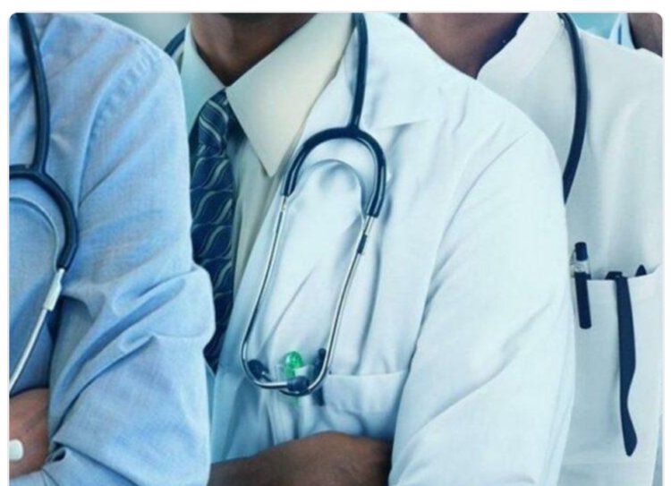 Doctors Shut Down Government Hospital as Policeman Beat-up Corper in Delta