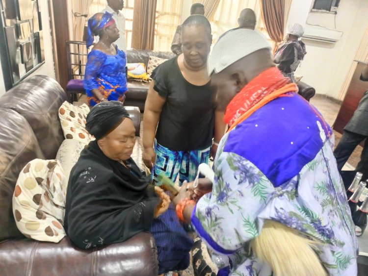 Gbagi's Death: Monarch, Traditional Council, Clergy Pays Condolence Visit to Family in Oginibo