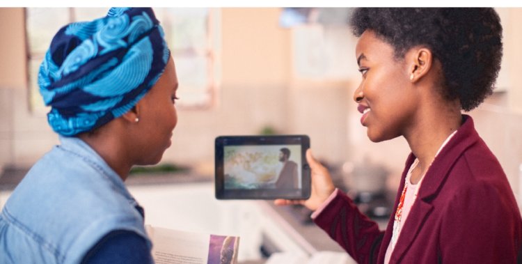 How Jehovah’s Witnesses Are Making Content Available to People with Limited or No Internet Access