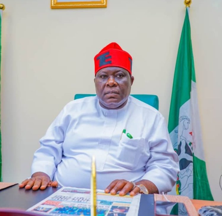 Immediate Past Vice Chair Arthur Akpodubakaye Felicitates Lawmaker, Ereyitomi @59th Birth