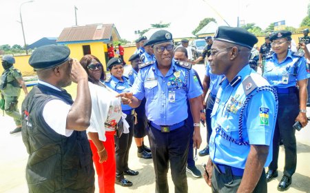 CP Aina Adesola Tours Ughelli Area Command, Calls For Public Support Against Crime